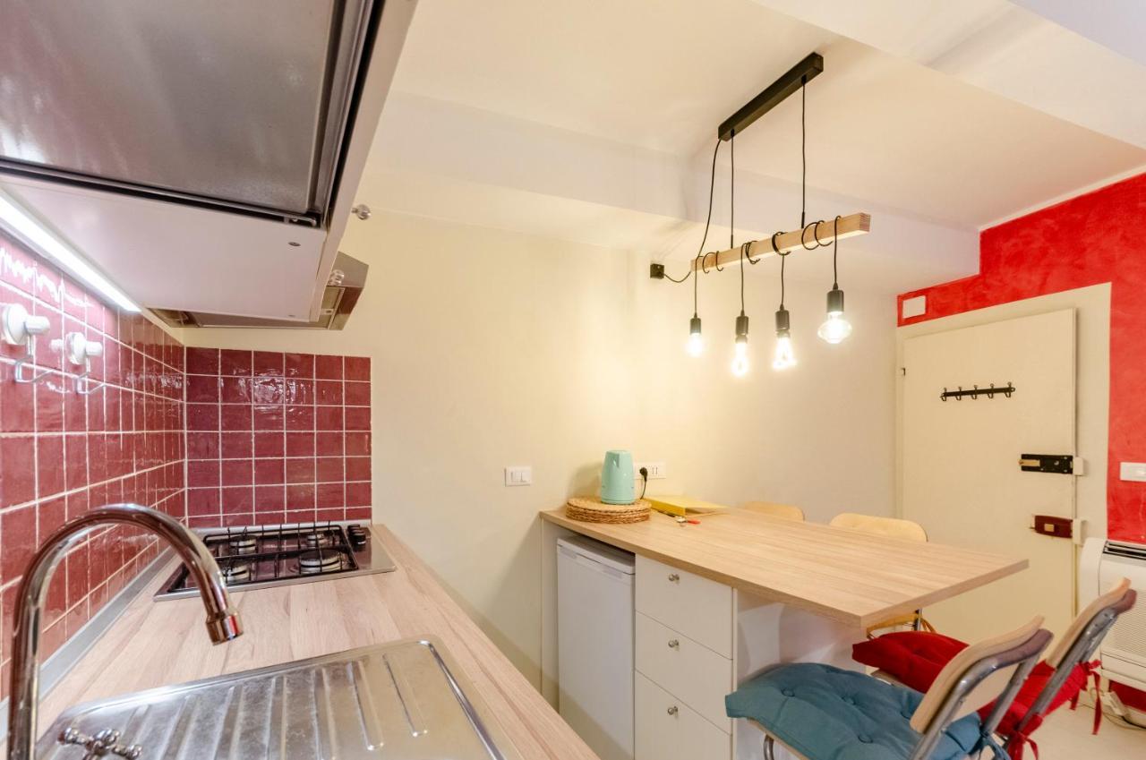 Joivy Cosy Flat In The Centre Apartment Genoa Exterior photo